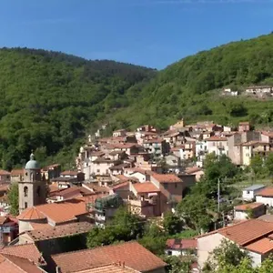 https://la-casetta-di-lory.hotelitalianriviera.com